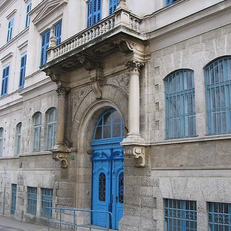 Hotel Veli Joze Pula Exterior photo