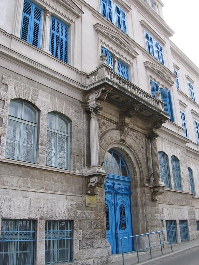 Hotel Veli Joze Pula Exterior photo